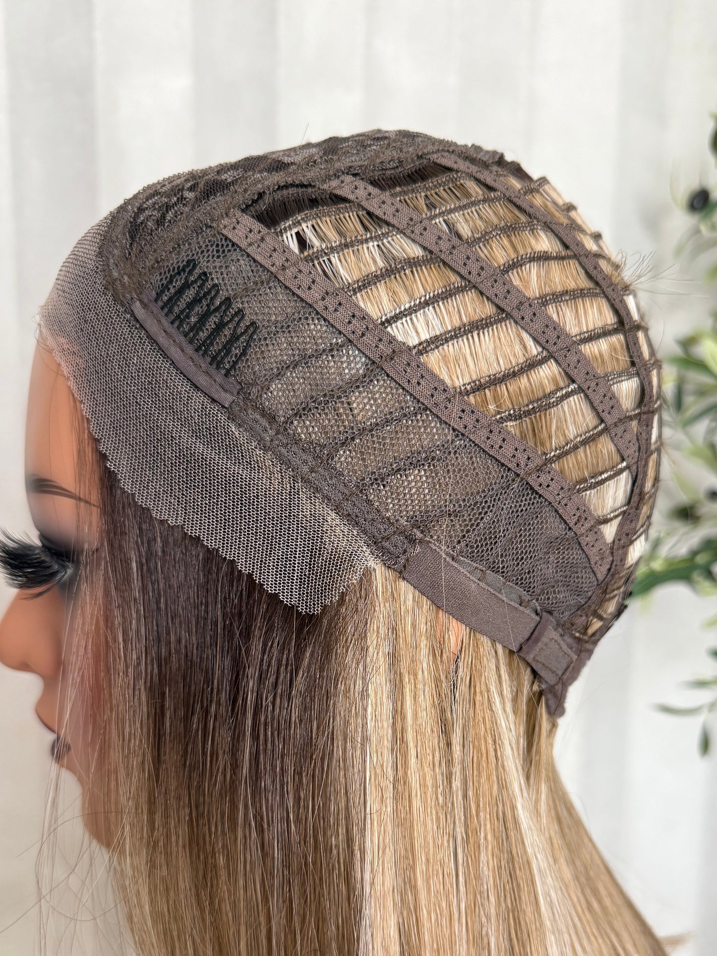 HAILEY T- MECHAS RUBIAS