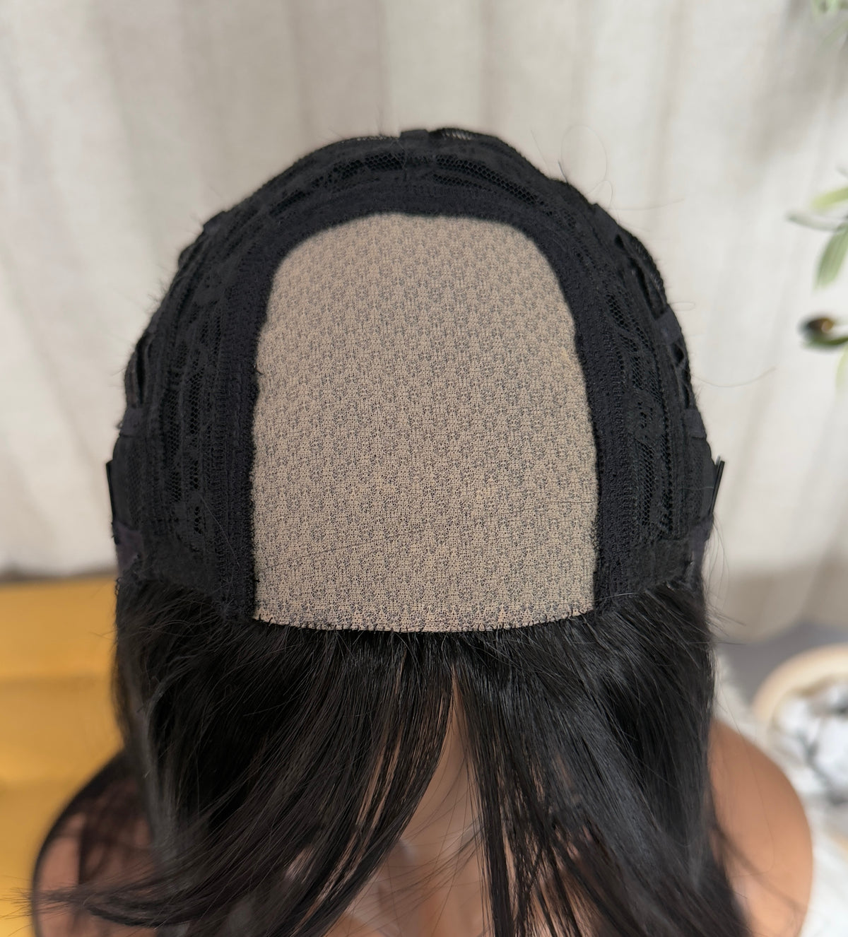 Julieta T-Negro 22” Gorro Básico