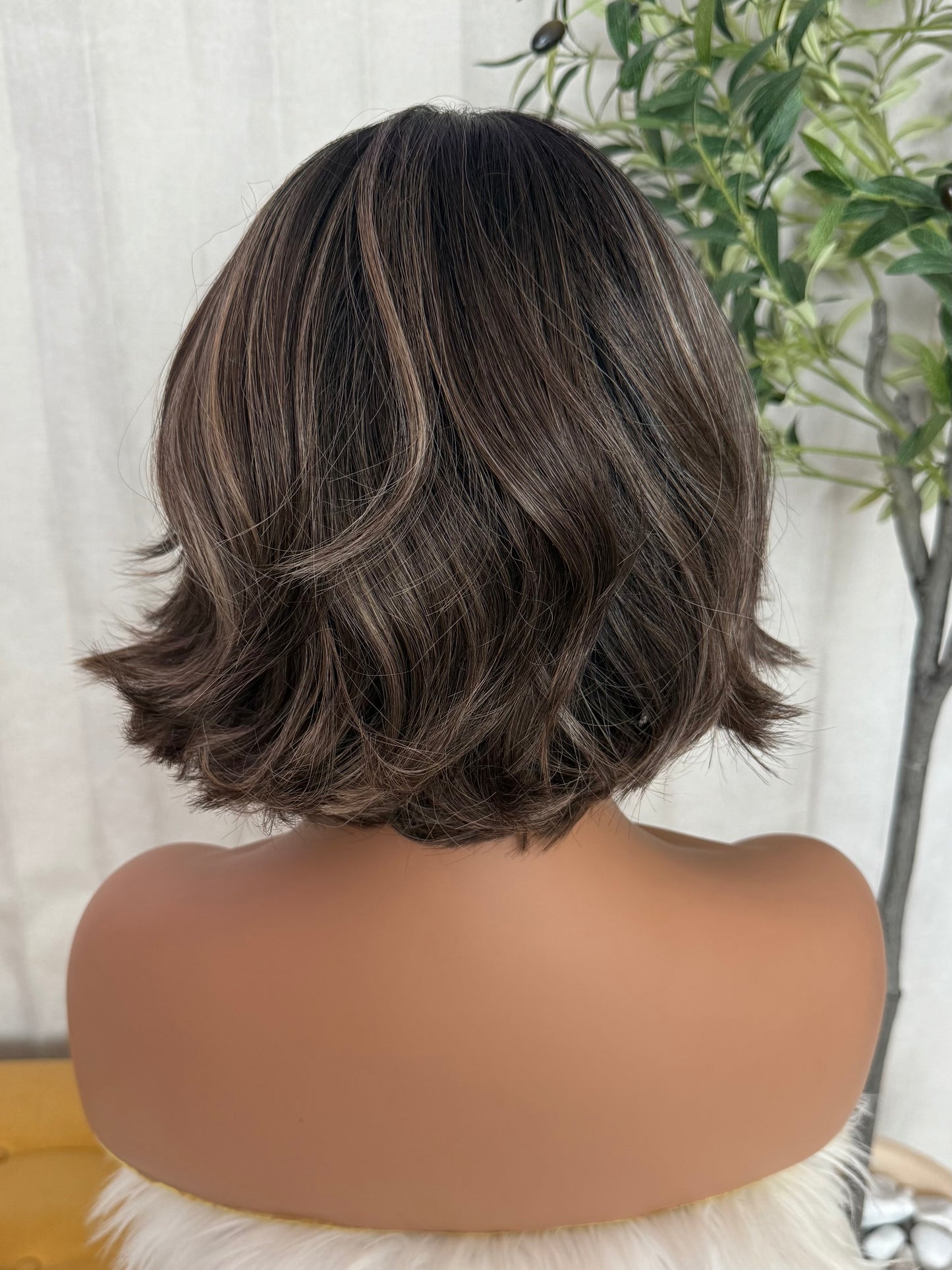 Beth T-Castaño Mechas Rubias