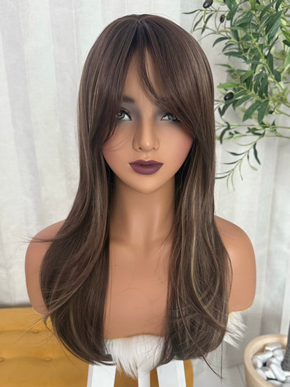 Carlyn moca con Mechas