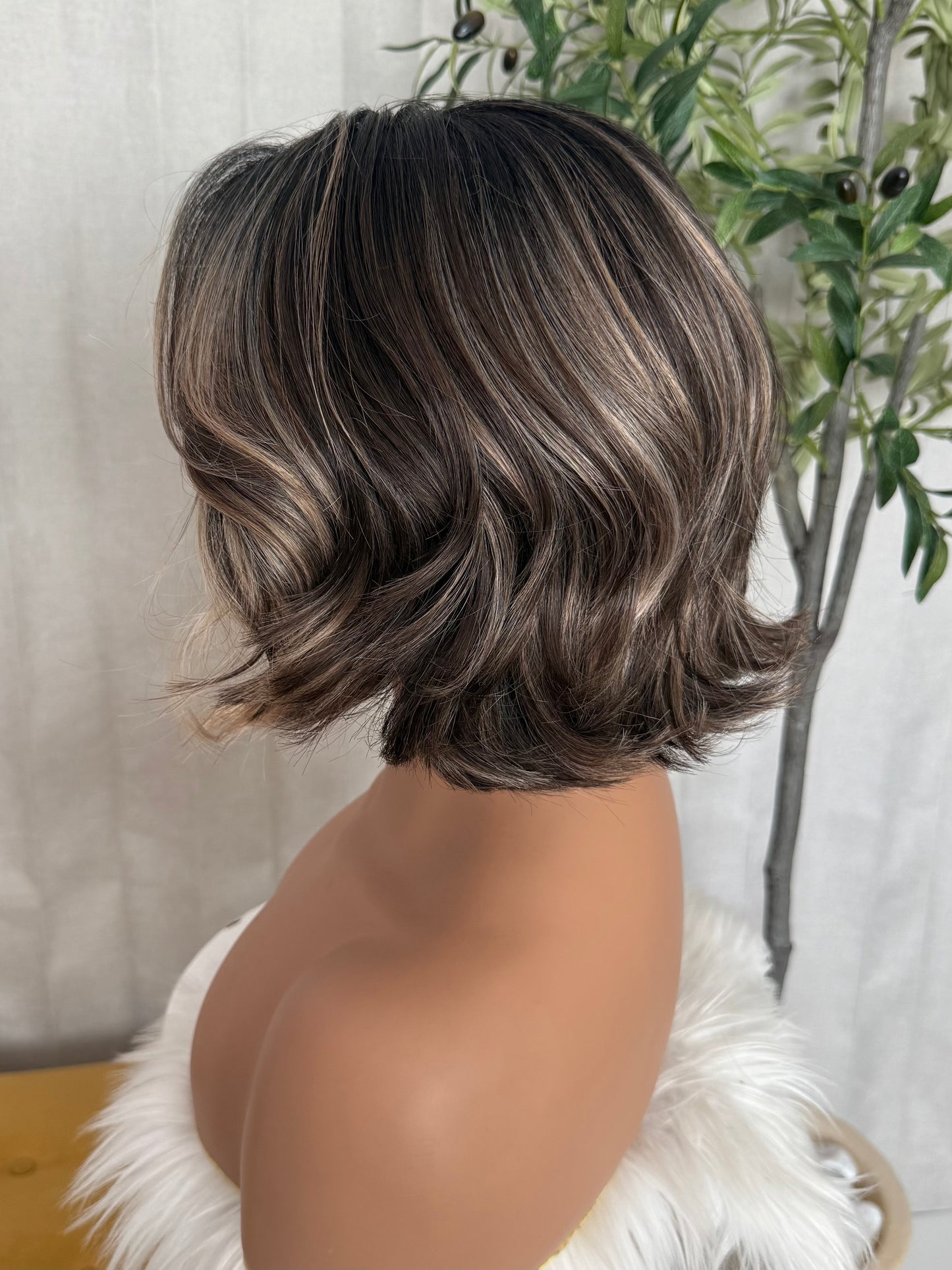 Beth T-Castaño Mechas Rubias