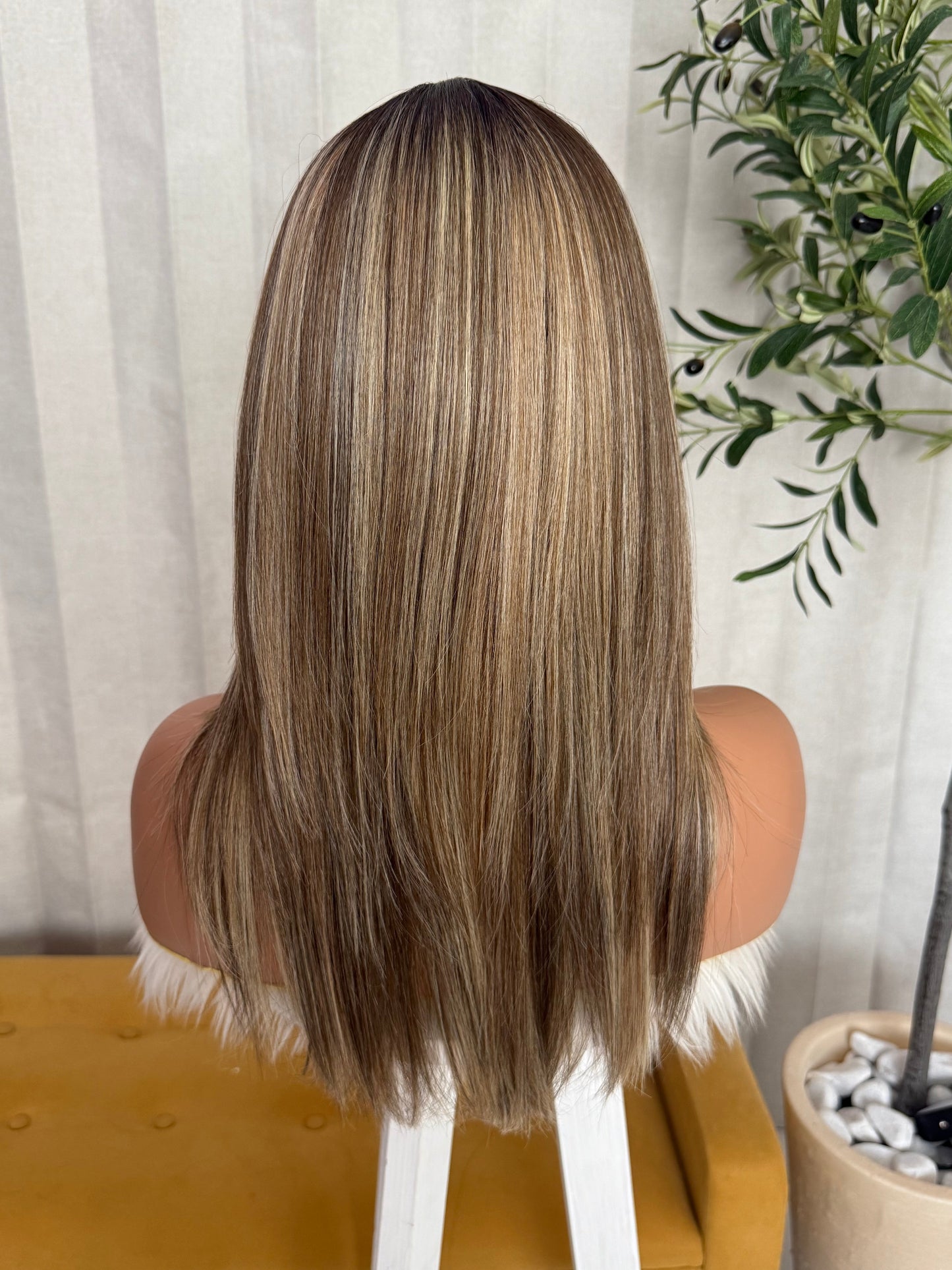 THEA RUBIO CON MECHAS