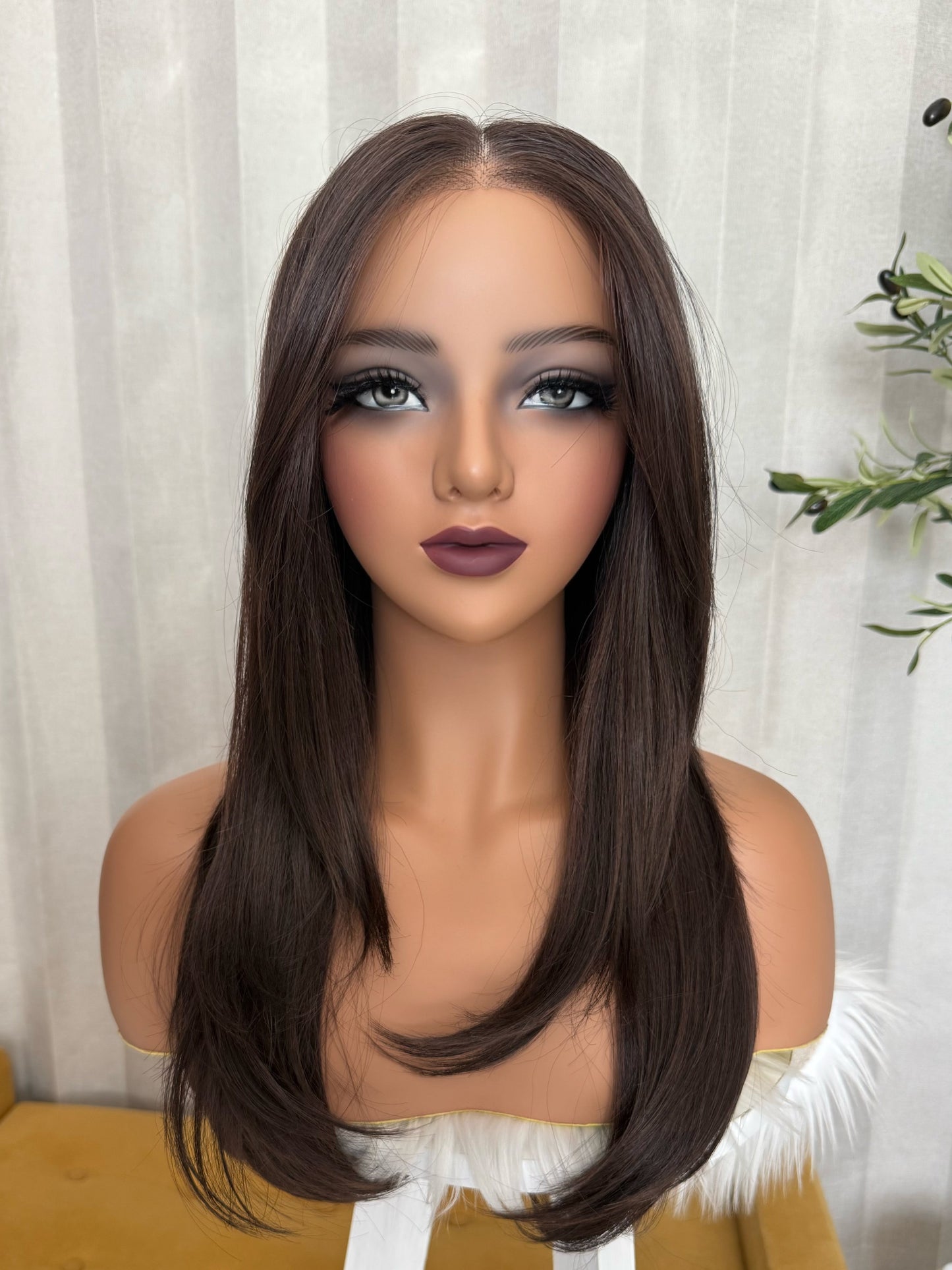 DANAE T- CASTAÑO