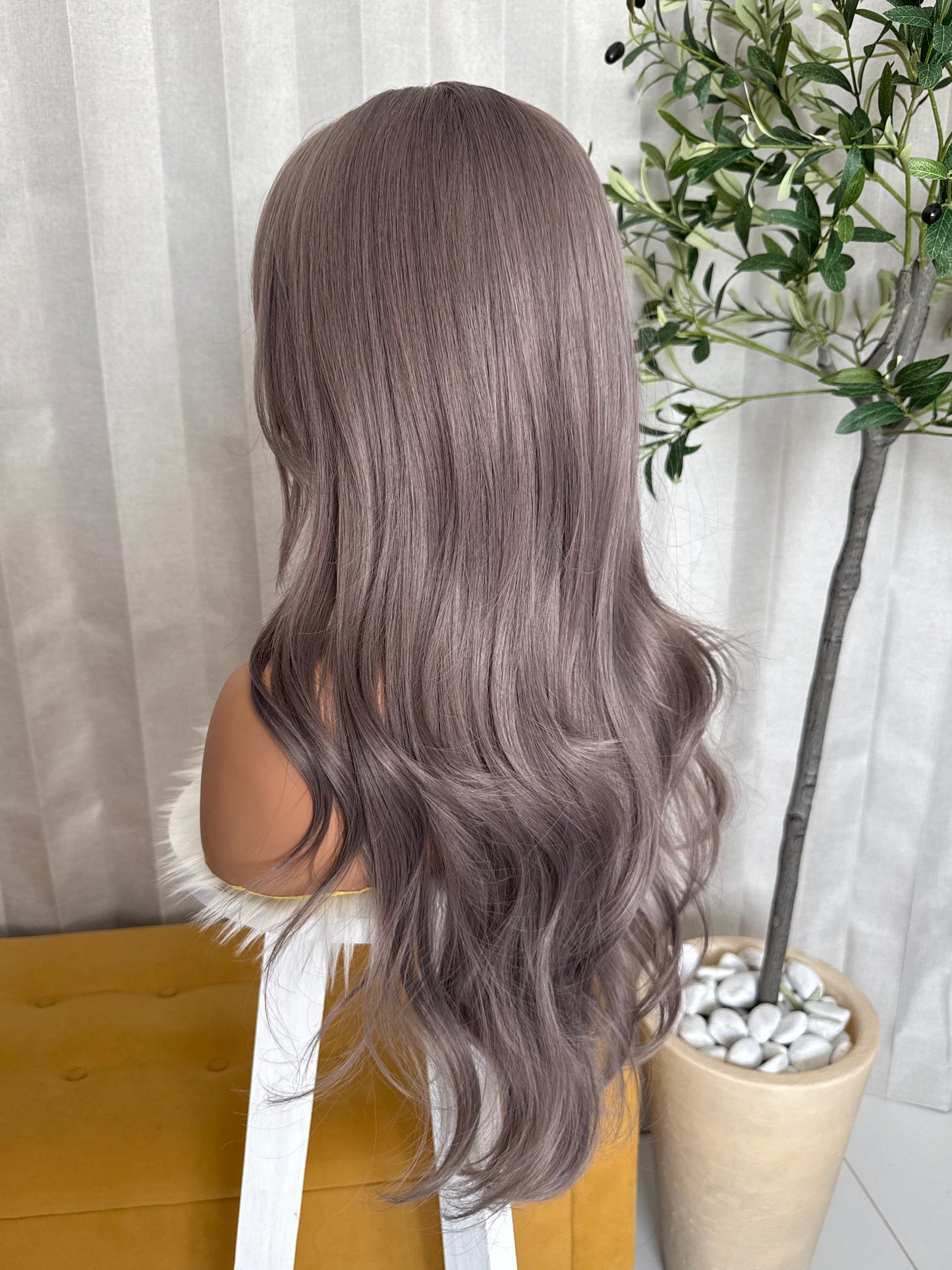 DEMI T-PURPURA GRISASEO