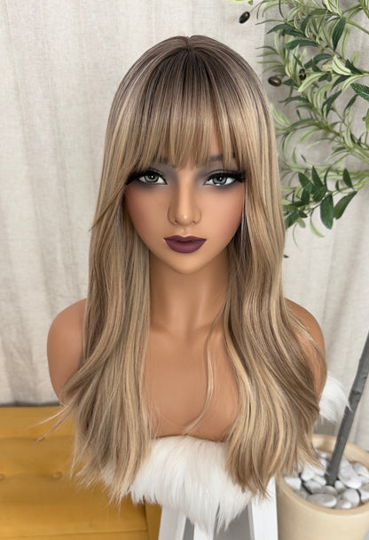Pamela Rubio Champange beige 22” Gorro Básico