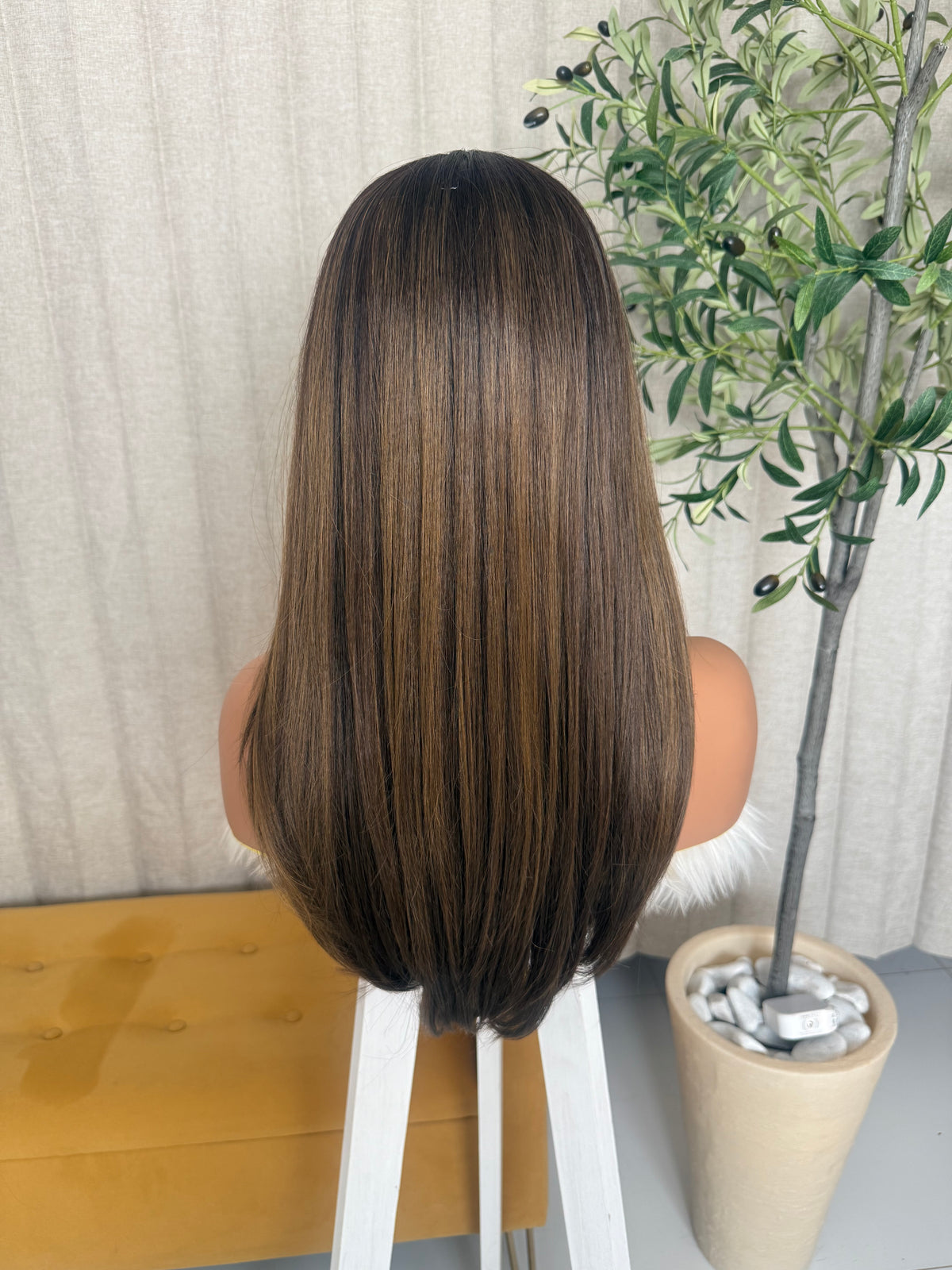 Renata Castaño Cenizo Beige (Mushroom Bronde) 24” Partido Libre 6*4