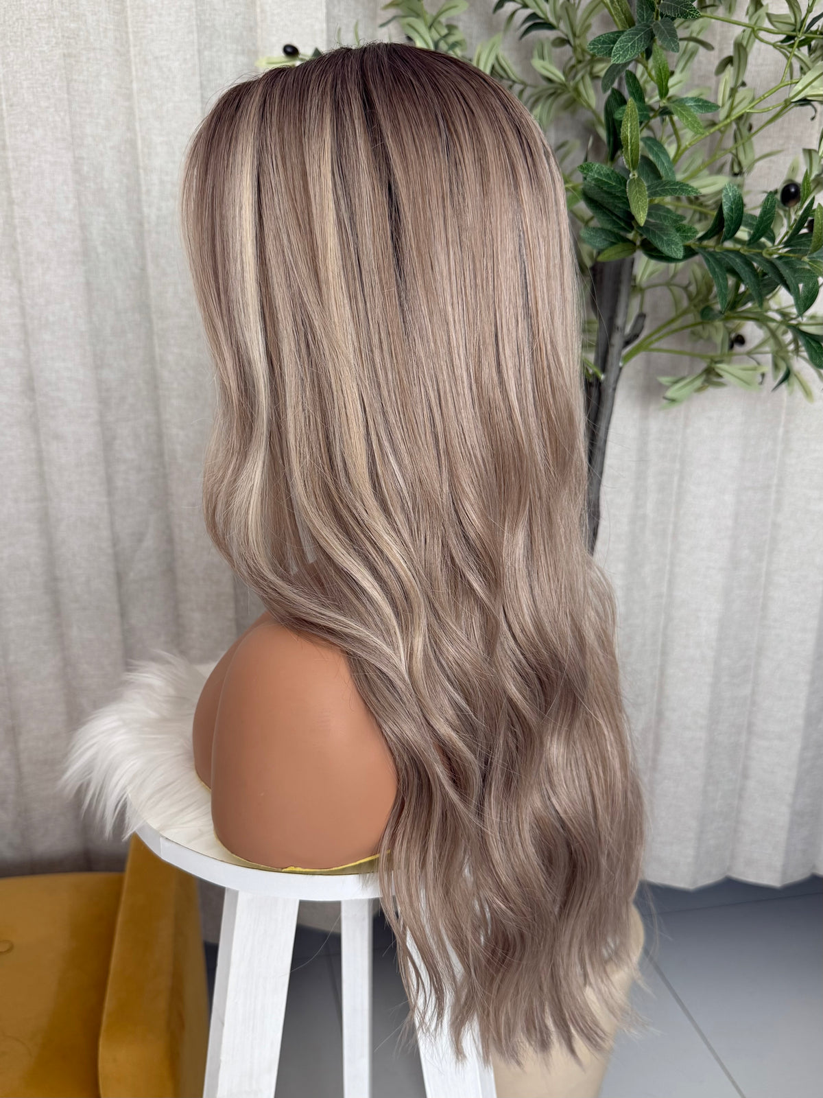 Raelys T-Rubio Ceniz Perlado 26” Partido Libre Lace 13*4