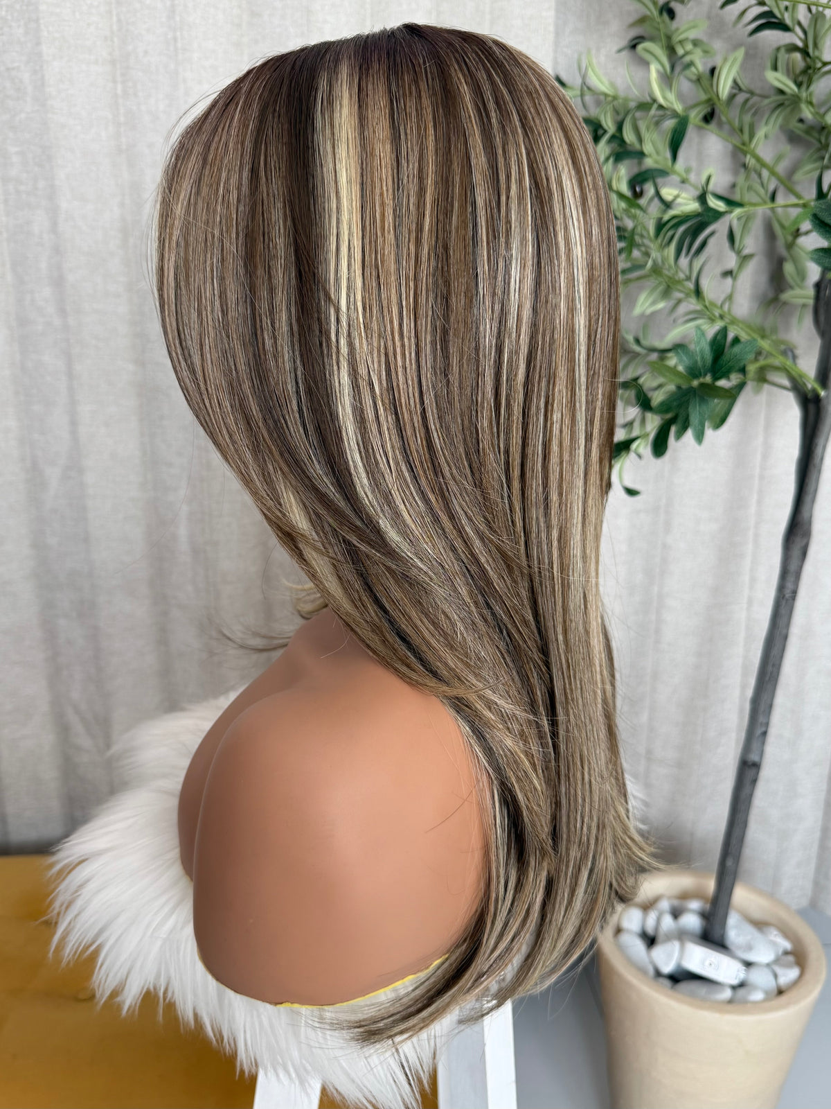 Jaslin T- Mechas Rubias 20” Partido Fijo