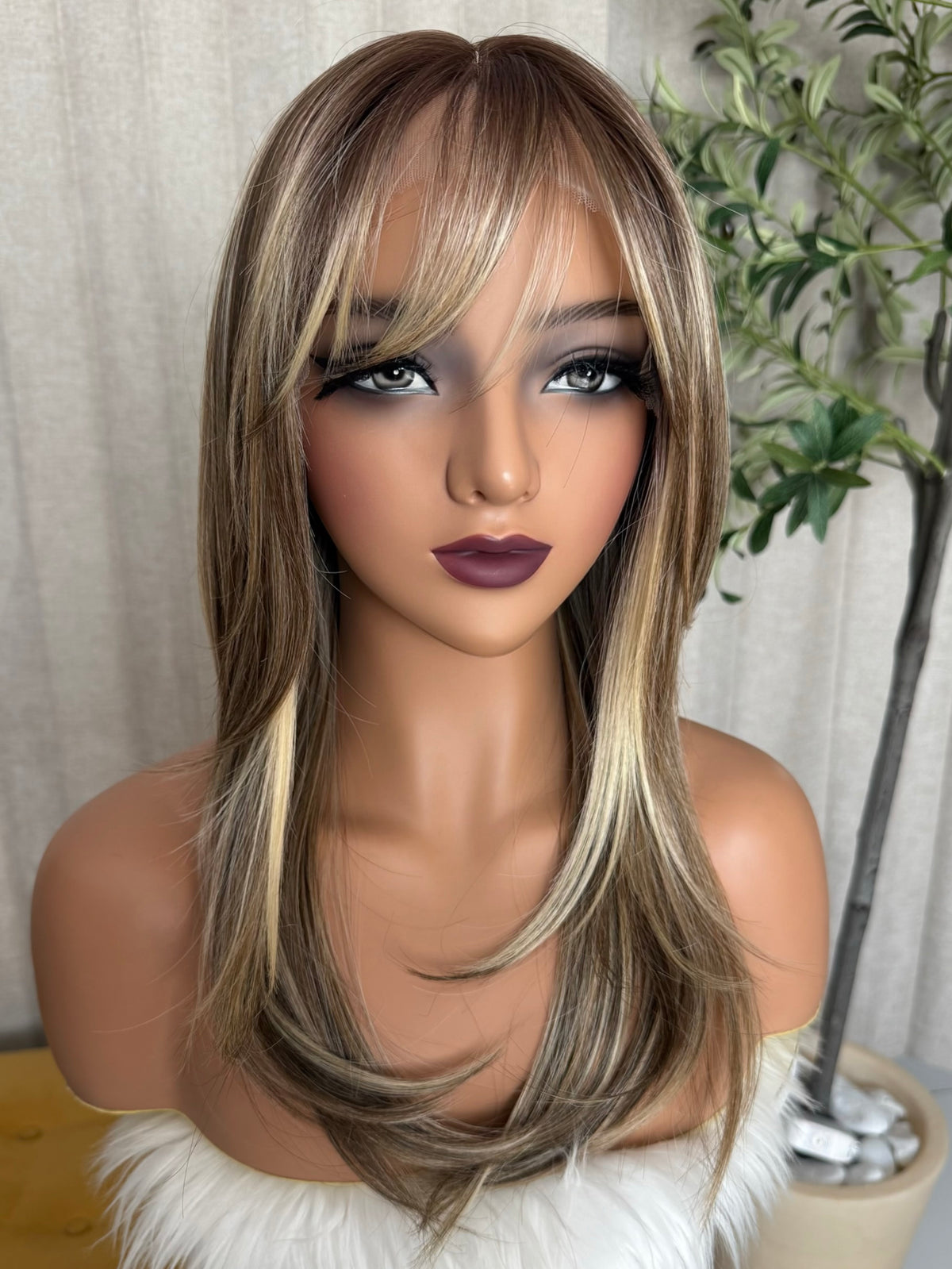 Jaslin T- Mechas Rubias 20” Partido Fijo
