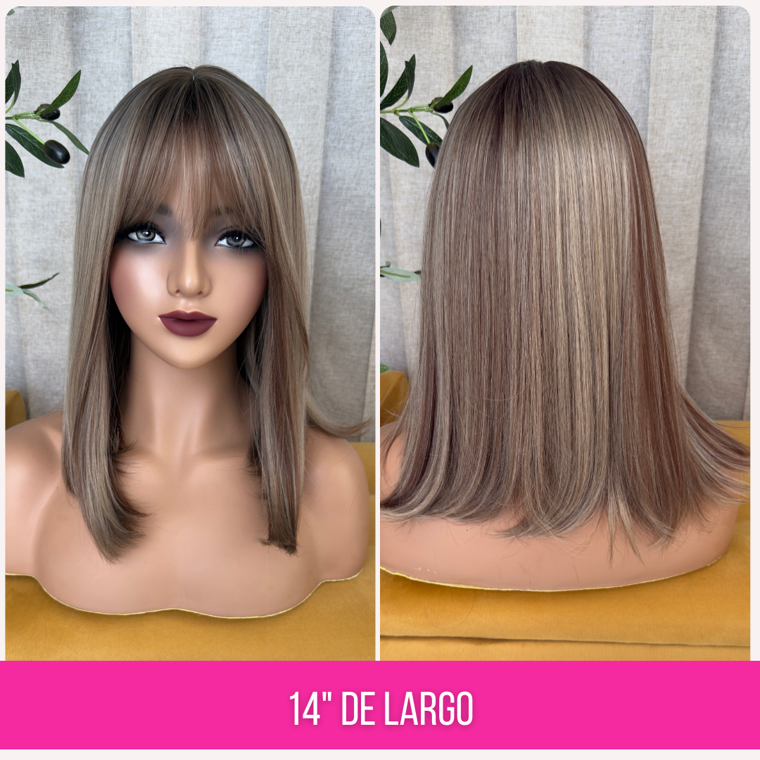 LISA T-RUBIO CON MECHAS