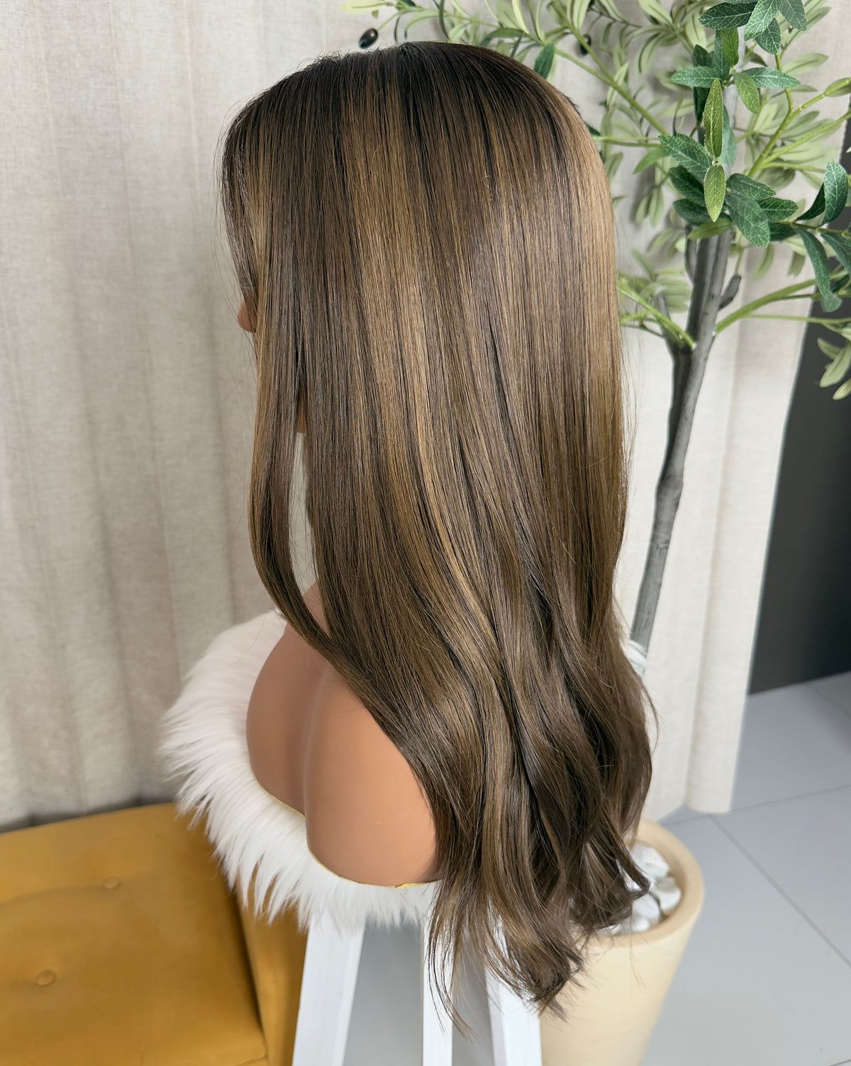 Inna Castaño Cenizo Beige (Mushroom Bronde) 24” Partido libre 13*6